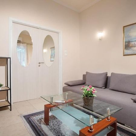 Apartment In The Centre Of Athina Athen Exterior foto